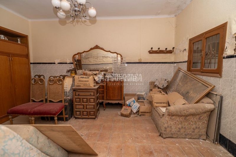 Foto 74c931e3-334a-4b8d-bdd4-89e163597929. Casa aparellada a Arrayanes Linares