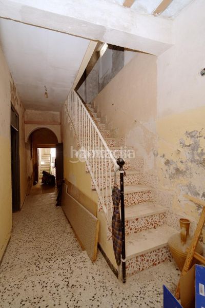 Foto 0a9de708-3a8c-4856-ac25-640d0e68a50a. Casa pareada casa en venta en Centro ciudad Linares