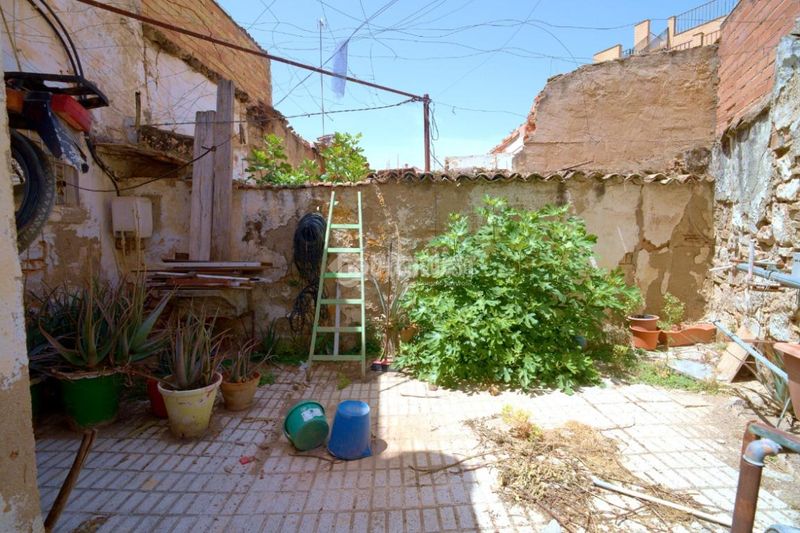 Foto 258fa6b0-3643-40f4-a801-6642e96a77e3. Casa pareada casa en venta en Centro ciudad Linares