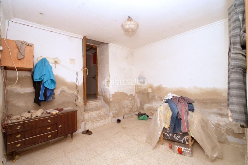 Foto 988c3e63-dbdf-4abb-9d84-09fd4c6a2638. Casa pareada casa en venta en Centro ciudad Linares