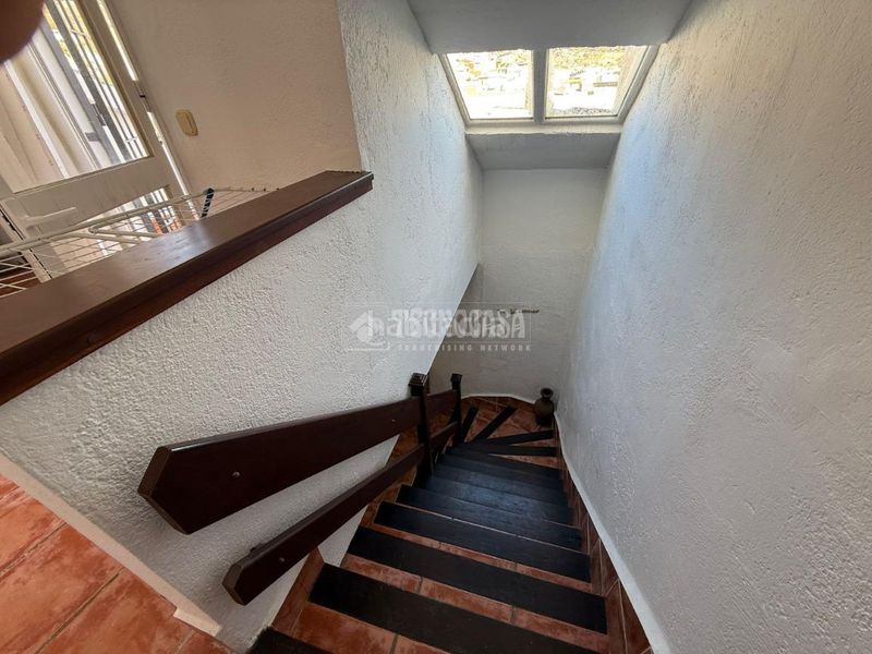 Foto 956327cb-86fa-40b0-b6f4-b49be1866e26. Masia a Pegalajar