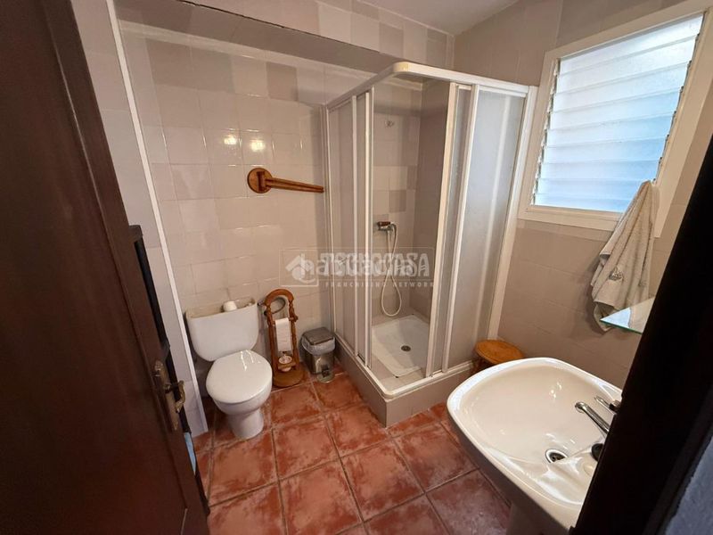 Foto ccd8aeb9-4c63-48aa-b431-c5a6eb5e6a3e. Masia a Pegalajar