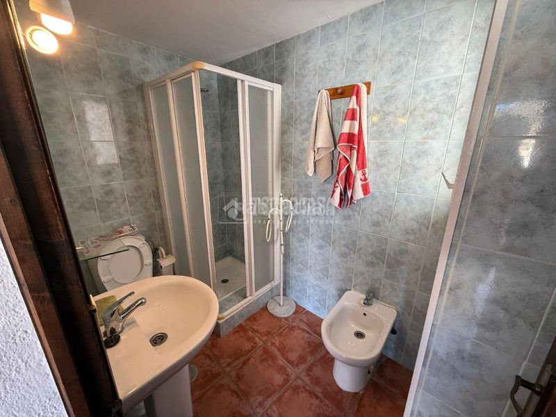 Foto ced6fa35-4976-468e-bf01-0aaf0a0cb7d9. Masia a Pegalajar