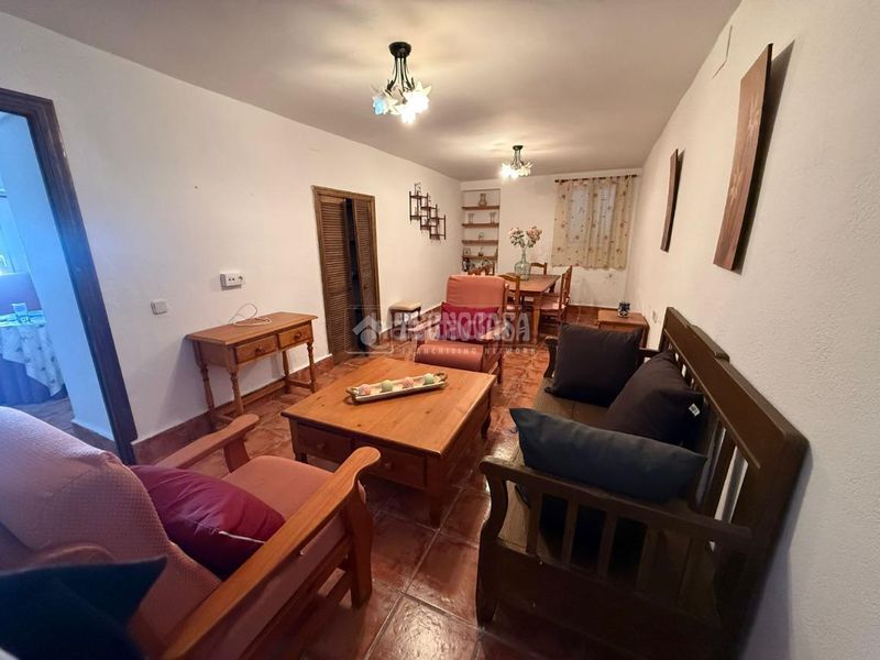 Foto eb4f5224-3720-4088-b366-8c87e99ed911. Masia a Pegalajar