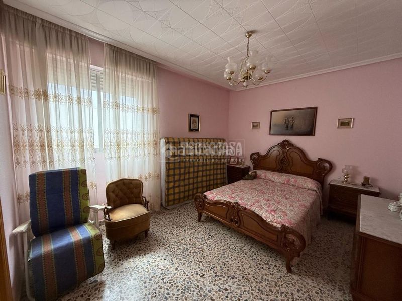 Foto 096028d2-92b4-4b8f-abb2-58527b30aaad. Casa a Mancha Real