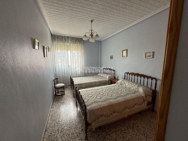 Foto aa7f21c4-9e85-488d-913e-8f369ac60e46. Casa a Mancha Real