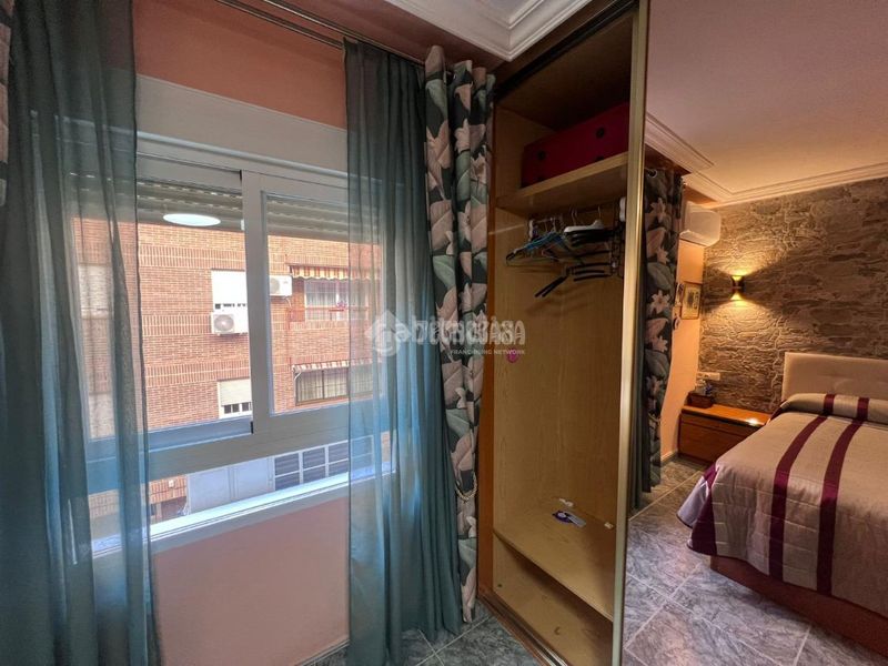 Foto e63d24ff-9649-490b-8153-99a3cc5772d8. Pis a Peñamefecit - Avda Barcelona Jaén