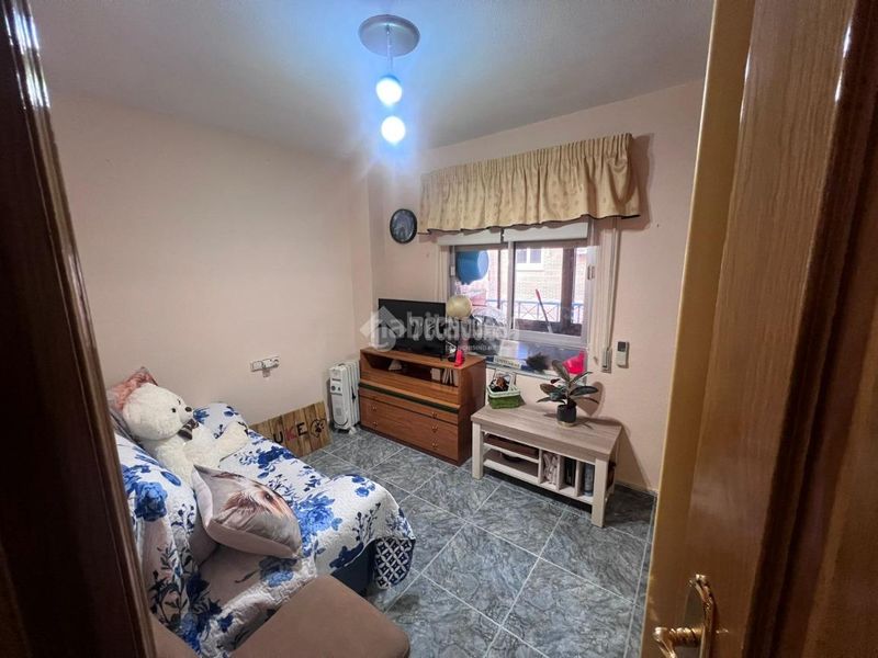 Foto ed336de8-2200-49b6-a70d-f0a89d306f21. Pis a Peñamefecit - Avda Barcelona Jaén