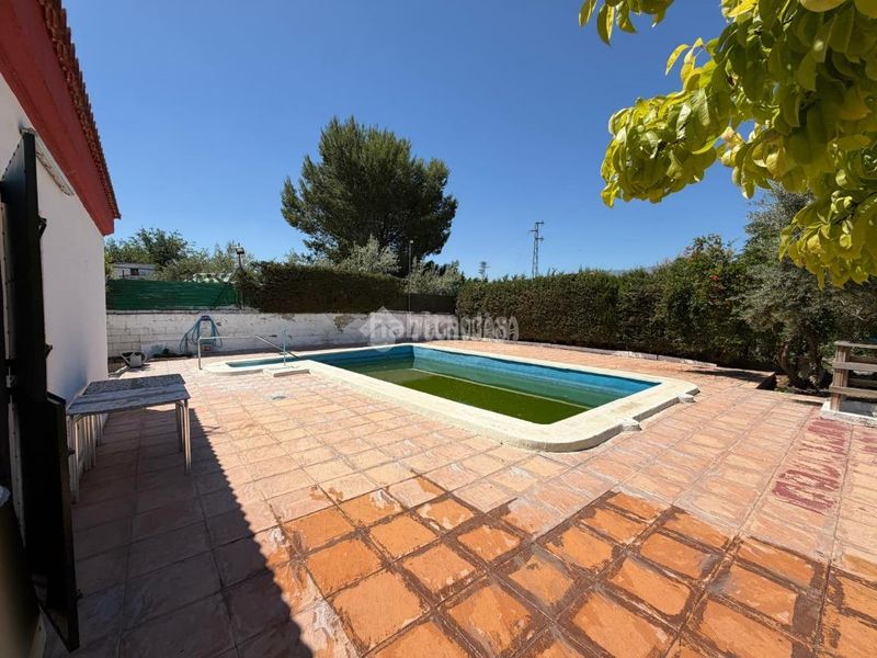 Foto bf543635-428e-452d-b1b0-16899352ea42. Masia a San Bartolomé - Millán de Priego Jaén