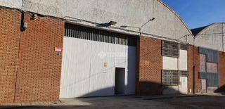 Local Comercial en Renfe - Bulevar 1� y 2� Fase. Nave en venta en ja�n