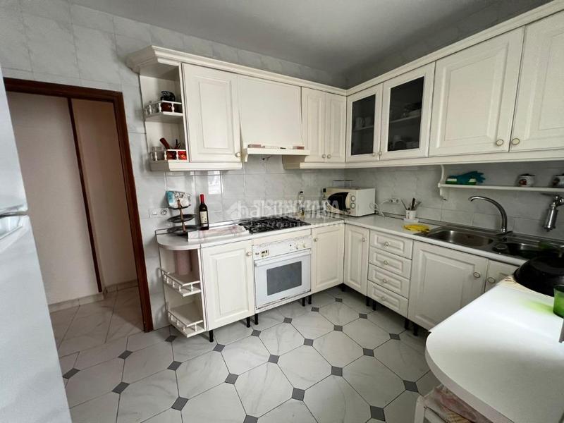 Foto 1586847c-a0f2-45c2-b130-3a9d14ab179b. Pis a Peñamefecit - Avda Barcelona Jaén