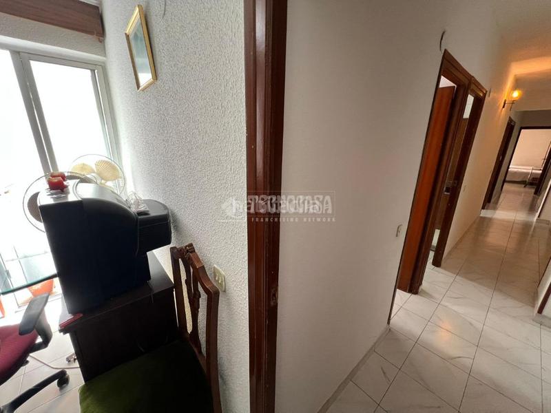 Foto 30fd9a99-ed28-41d2-8343-d03732415156. Pis a Peñamefecit - Avda Barcelona Jaén