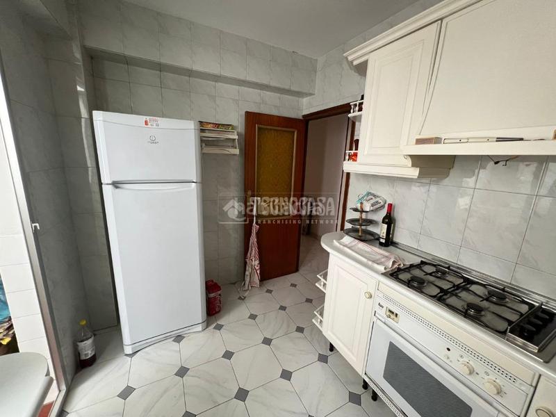 Foto 4ca6dec5-818f-40f6-b841-dce836dde8d4. Pis a Peñamefecit - Avda Barcelona Jaén