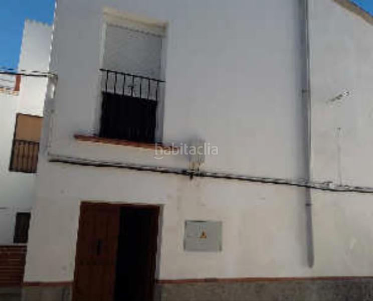 Foto 3a8b70f8-6a17-429b-a2d8-e4e241f3ce86. Maison jumelée dans Constantina