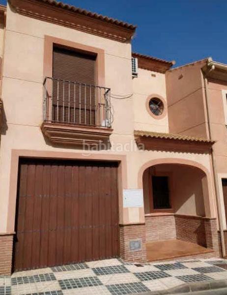 Foto 2257b9c0-602a-4a70-8b38-1ba9fe9c0cb9. Casa adossada amb aparcament a Saucejo (El)