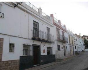 Casa adossada  Calle cádiz. Inmueble de banco
