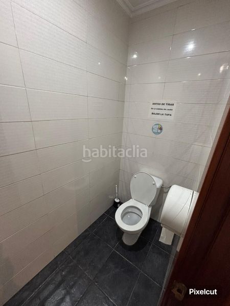 Foto a7c0b8f4-93b1-49c7-b05f-e6bb46225fb8. Local comercial a Centro Gijón