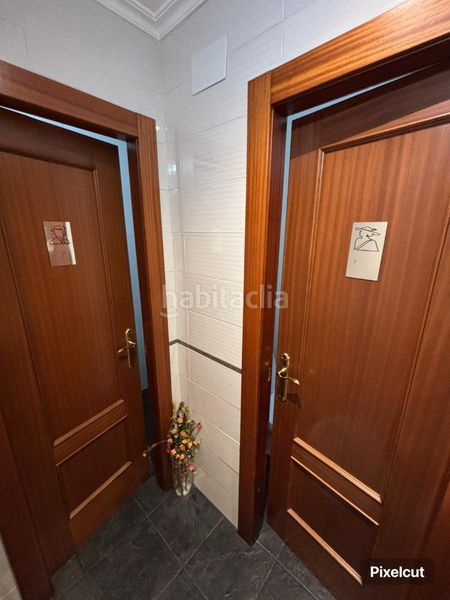Foto ec89f2f3-b060-4cf8-96ba-7e2bd8215fd5. Local comercial a Centro Gijón