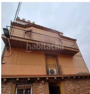 Foto 4453e5e9-cdb5-4b60-9c16-63ea6e97a678. Casa a calle altozano 35 a Povedilla