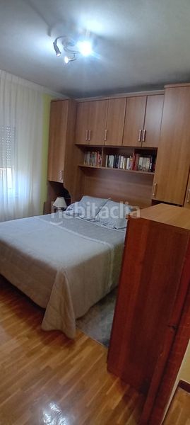Foto 7a88b58c-deee-498b-8f8a-abcb00426c50. Flat with heating in Pumarín Gijón