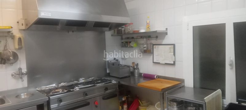 Foto 8704a4ca-bec9-4d42-8ecd-e695245d76f1. Local comercial a Ceares Gijón