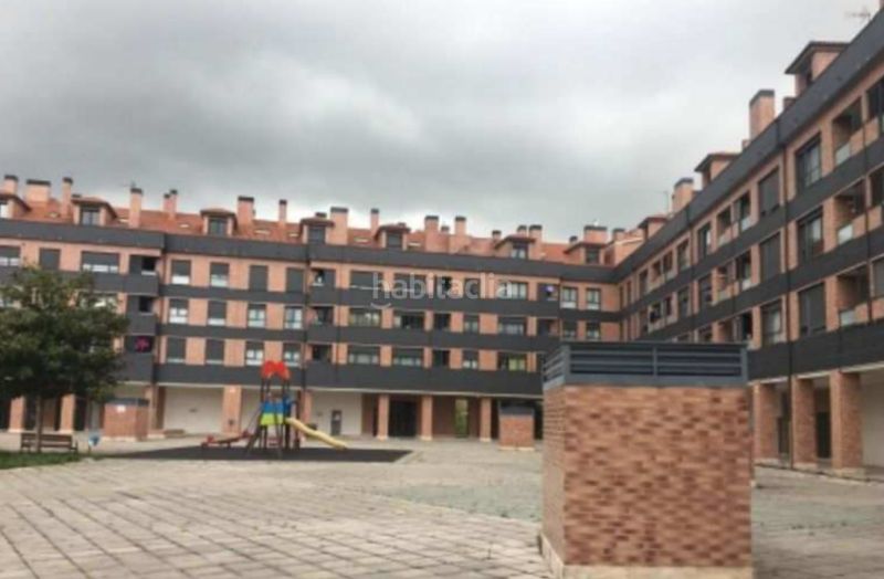 Foto be1492b2-c8be-432e-b030-03cfa7000a7a. Flat in Lugones Siero