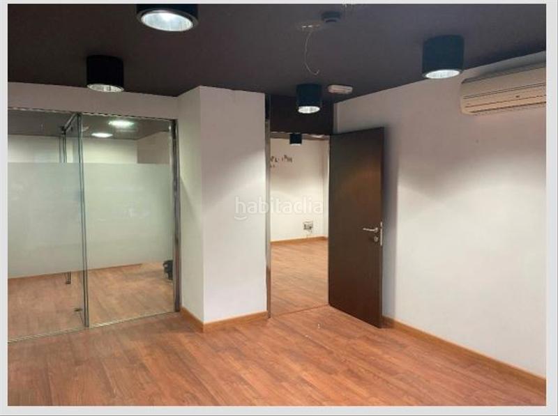 Foto 9e15b8af-3e1f-42fa-9216-191e21e54e99. Rent business premise in Centro Gijón