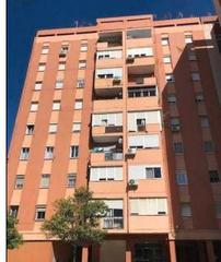 Appartement  Calle gil de albornoz. Inmueble de banco