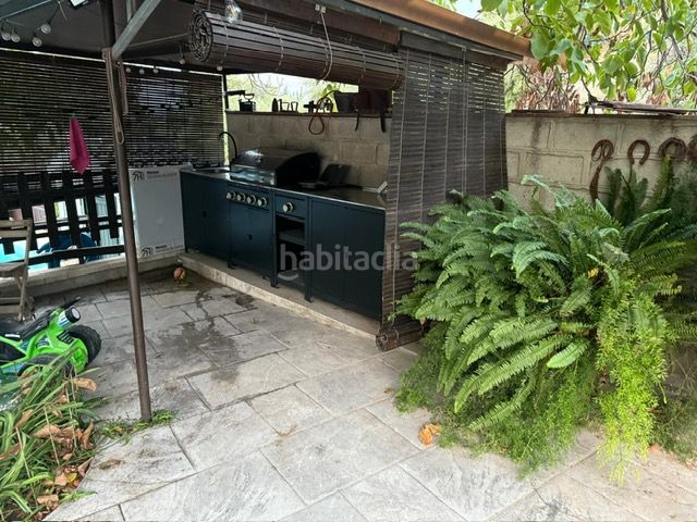 Foto f6cf36d4-2f57-4953-9328-035e82487f78. Xalet amb xemeneia piscina a Bosque (El)