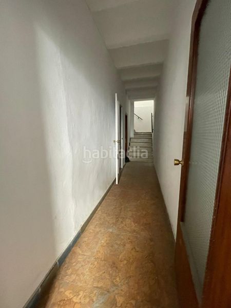 Foto f6d3d3b8-afbe-4fc9-a319-cf501ba6ec81. Local comercial a Ubrique