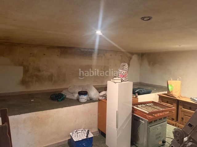 Foto fa33eb6f-8f04-453a-99f9-08e97df2a38c. Casa amb xemeneia a Benaocaz