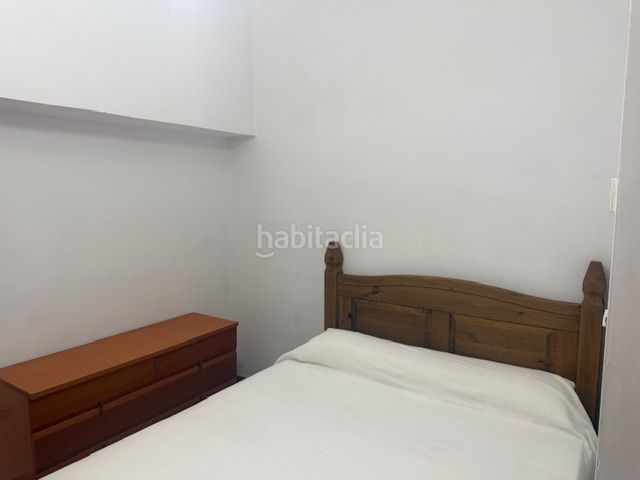 Foto fc5b8ff8-e314-4094-89d8-c01abed1fb19. Casa amb xemeneia a Benaocaz