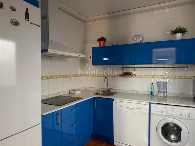 Foto 32bb5523-0ae5-475c-9f63-eb96b172ec68. Casa amb xemeneia calefacció a Benaocaz