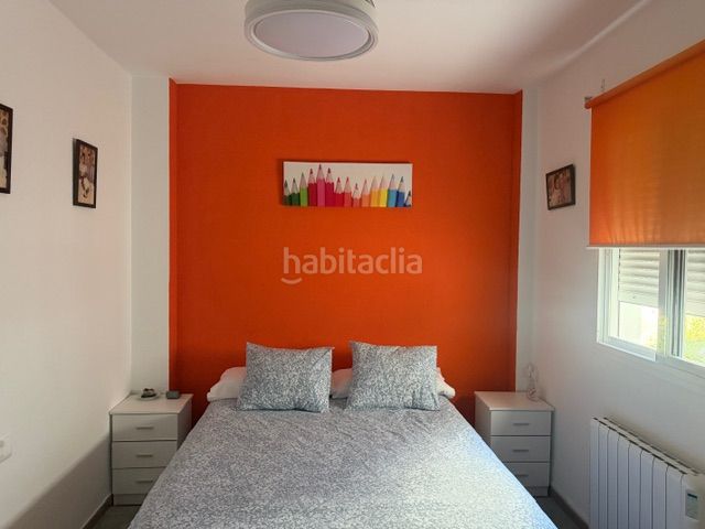 Foto fcaf8ba9-976c-4a49-b8d2-9de5aa33dd88. Casa amb xemeneia calefacció a Benaocaz