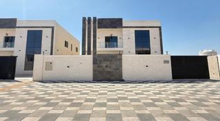 Xalet  Calle 20. Chalet en turis – 100 m², 3 habitaciones y 2 baños
