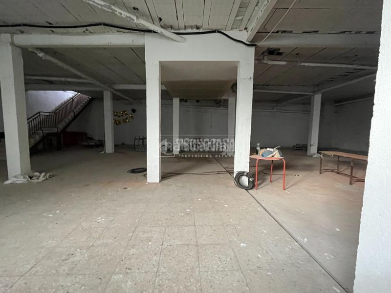 Foto a3c8b7f5-5d49-4d0a-94f8-f4d80cfa4f33. Affitto locale commerciale in Centro San Fernando de Henares
