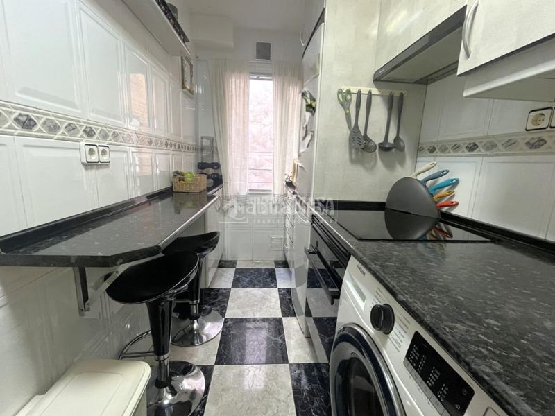 Foto da7342e8-d7a8-4486-8778-2ff3c912d99d. Pis amb calefacció a Centro San Fernando de Henares