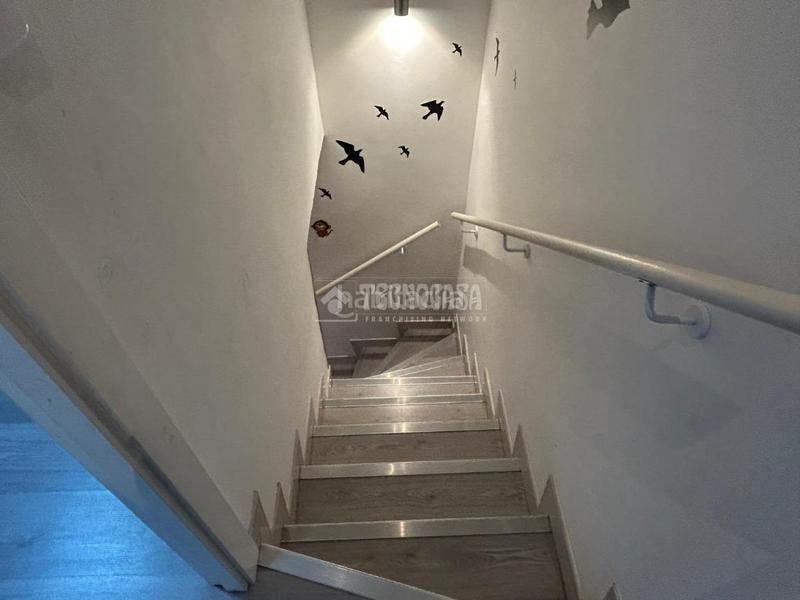 Foto a75c5a8d-ea48-48ef-b00b-c3af63cf15a0. Casa pareada casa en venta en Estación Coslada