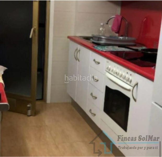 Foto 3654e0e5-cee6-49d4-abbf-97356bfab3eb. Apartament amb aparcament piscina a Playa Norte Peñíscola
