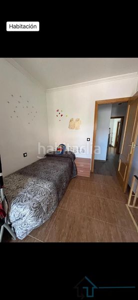 Foto a94020fd-f57c-4c28-b1ec-71f53ae00676. Casa amb aparcament a Doctor Palos - Alto Palancia Sagunt