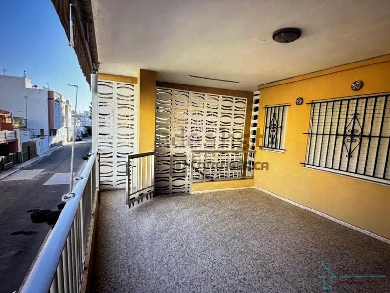 Foto 643e7ca8-8b48-4c06-a962-44bb3506a899. Apartament a Chilches