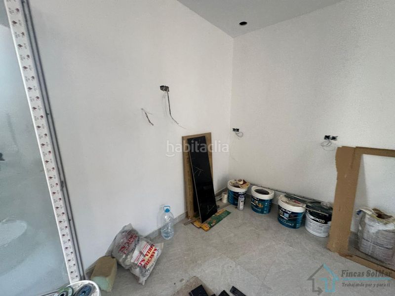 Foto a6d7a5a1-46bc-4f03-ac81-578d7b673ca4. Casa amb aparcament a Avenida de Abril-9 de Octubre Sagunt