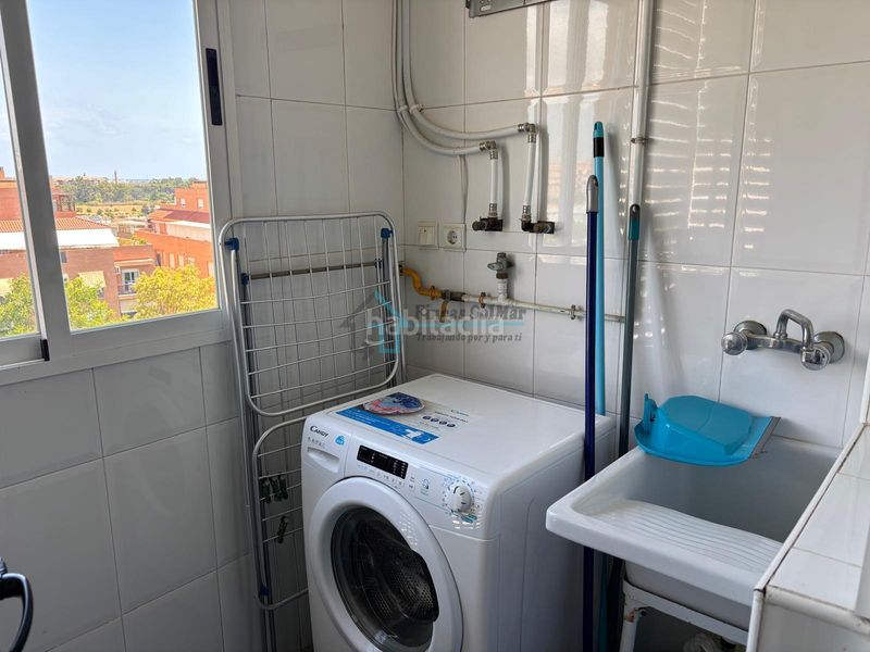 Foto 0d3398b9-efb0-4714-bf0a-39ab09c2b304. Apartament amb aparcament piscina a San José-Los Metales Sagunt
