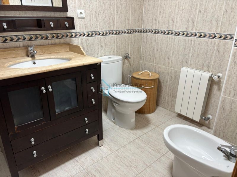 Foto d0d3f3c6-54a2-43eb-8ec9-7e64f5c8367c. Apartament amb aparcament piscina a San José-Los Metales Sagunt