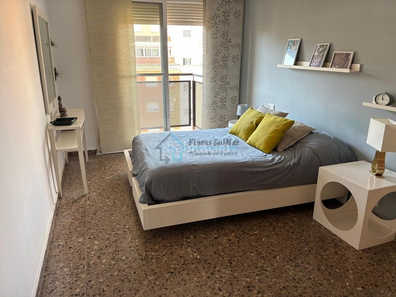 Foto ef59c7d1-2262-4991-b623-ffe879f25056. Apartament amb aparcament piscina a San José-Los Metales Sagunt