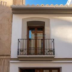 House en Casco Hist�rico. Castell�ncasa