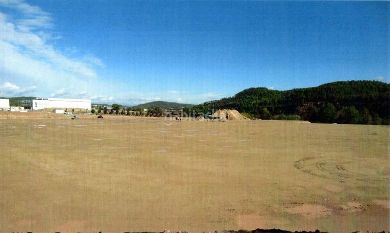 Foto e21f9ad2-63f4-40a7-9989-e85bd6419385. Area edificabile industriale in n/a in Avinyó