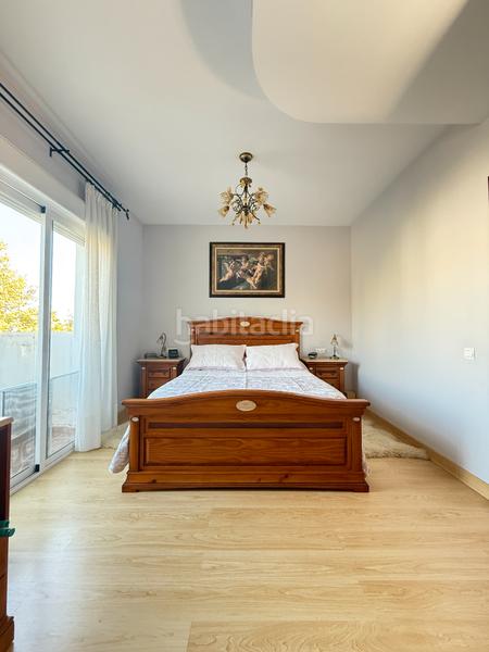 Foto d3e4bec3-4b46-40a6-8501-a1fc6113f568. Reihenhaus mit parking in Zona Calvario Estepona