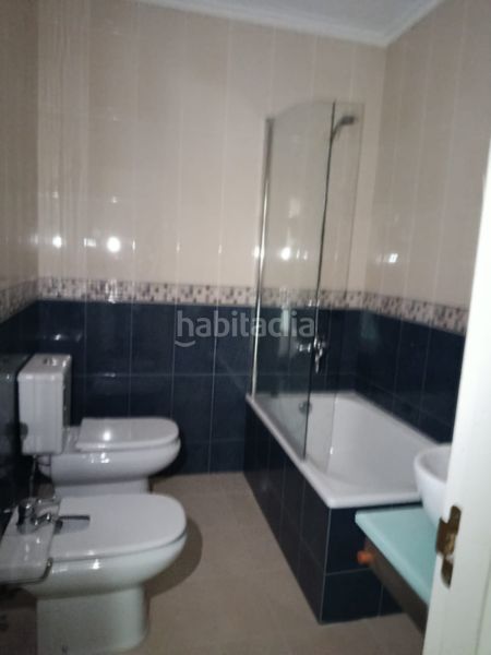 Foto 88f43a73-326a-4c79-9f1c-b305e25057e6. Piso  en venta en Ribadeo