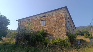 Casa in Aldea santalla 4. Venta de vivienda inamueblada en presno